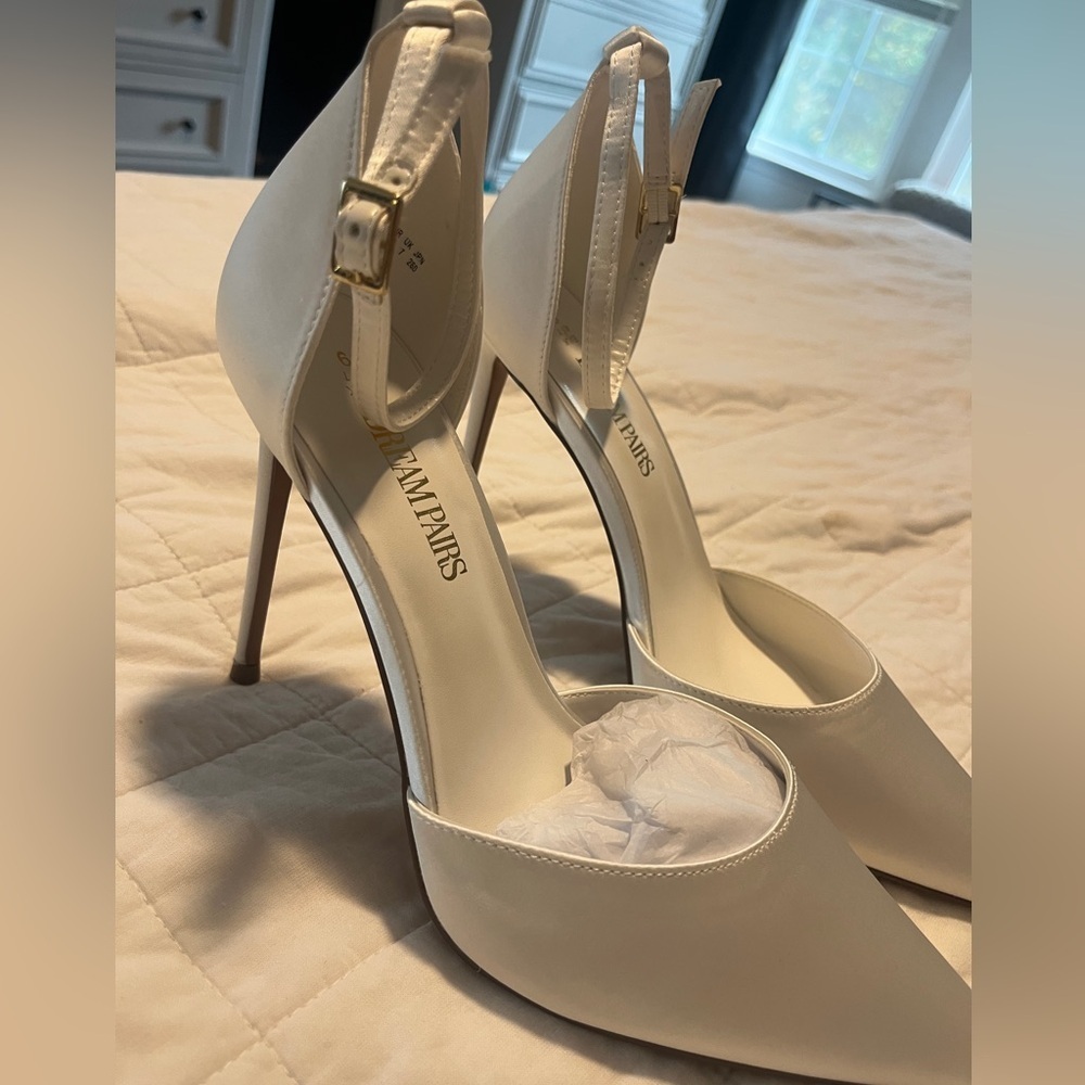 DREAM PAIRS High Heels  Closed Pointed Toe Dress Shoes Ankle Strap 9 / 544